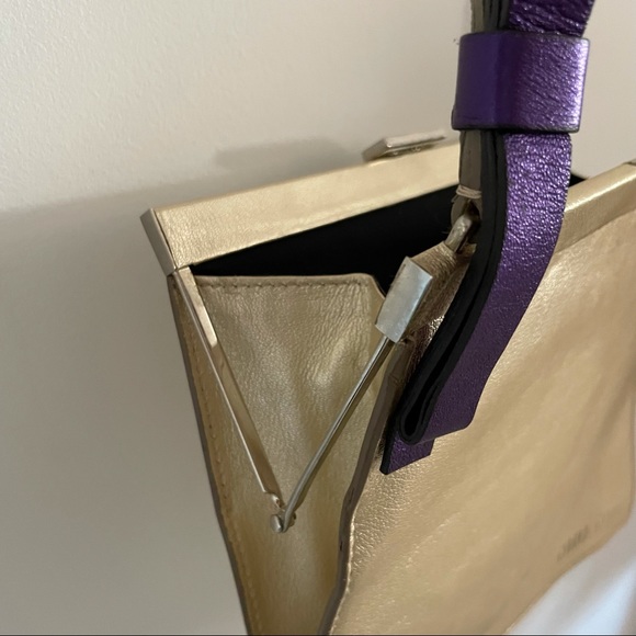 Vintage miu miu square handbag with bow - Picture 6 of 16